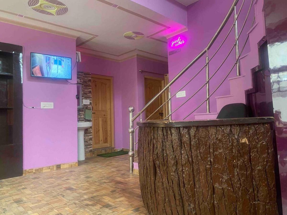 Penthouse Villa Srīnagar Екстериор снимка